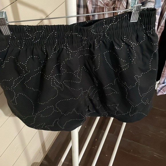 Athleta Reflective Racer Run shorts - Picture 3 of 4